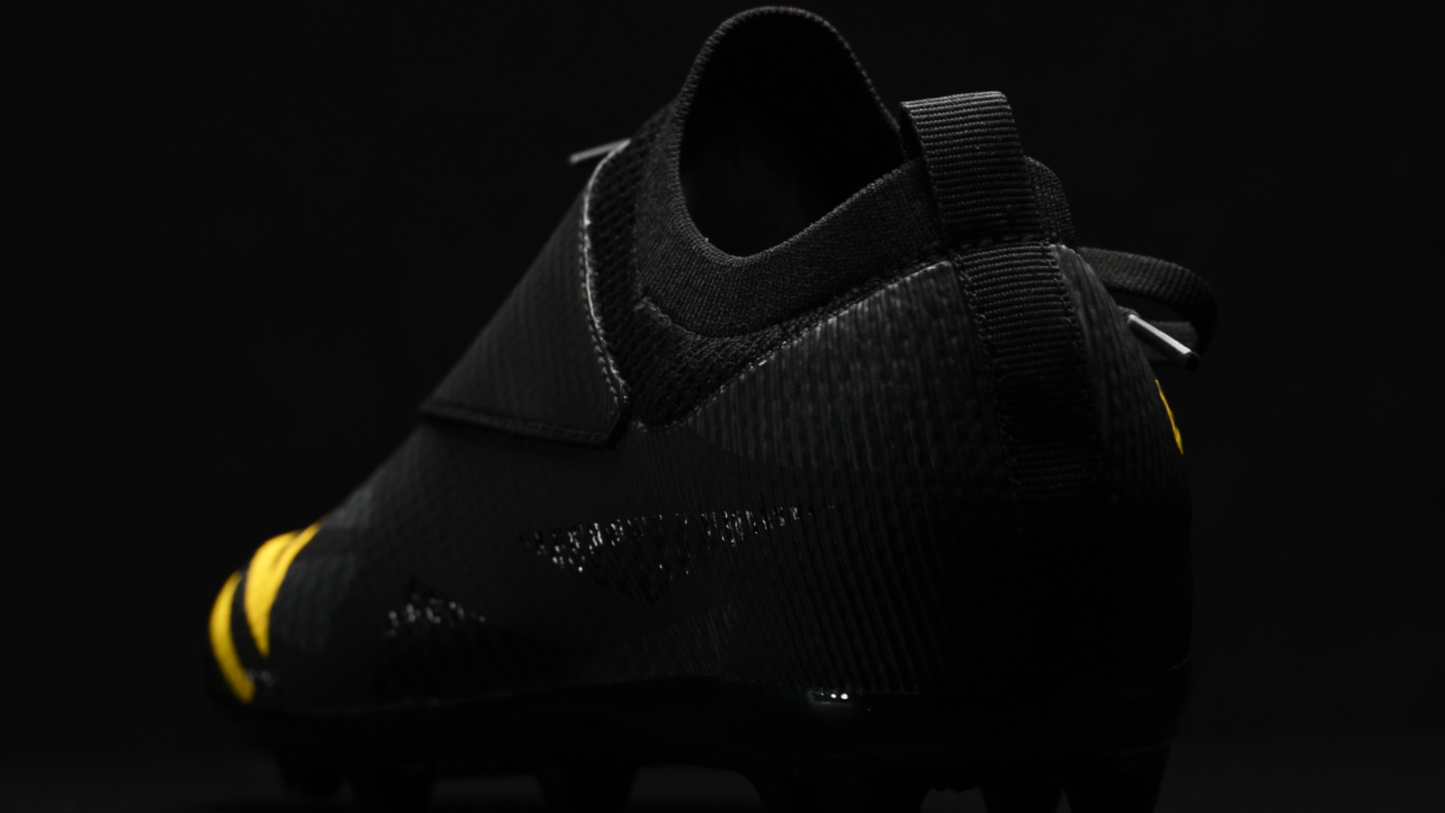  Vincelux Pro Elite® football boots – heel counter and ankle support detail